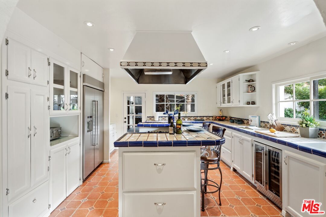 MLS #25535327 image #17