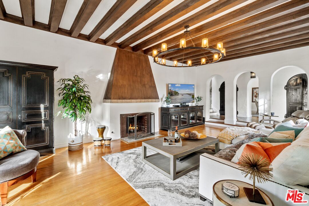 MLS #25535327 image #7