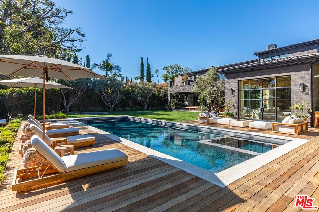 MLS #25535795 image #15