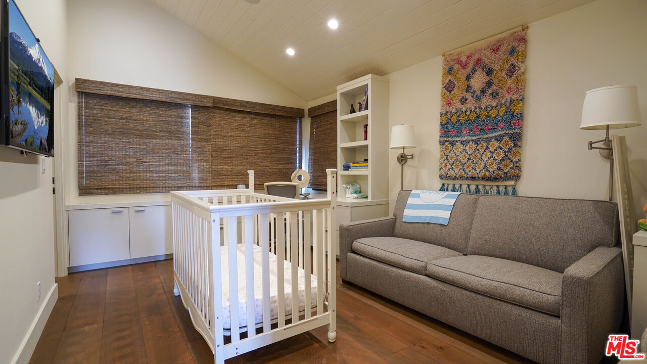 MLS #25535957 image #22