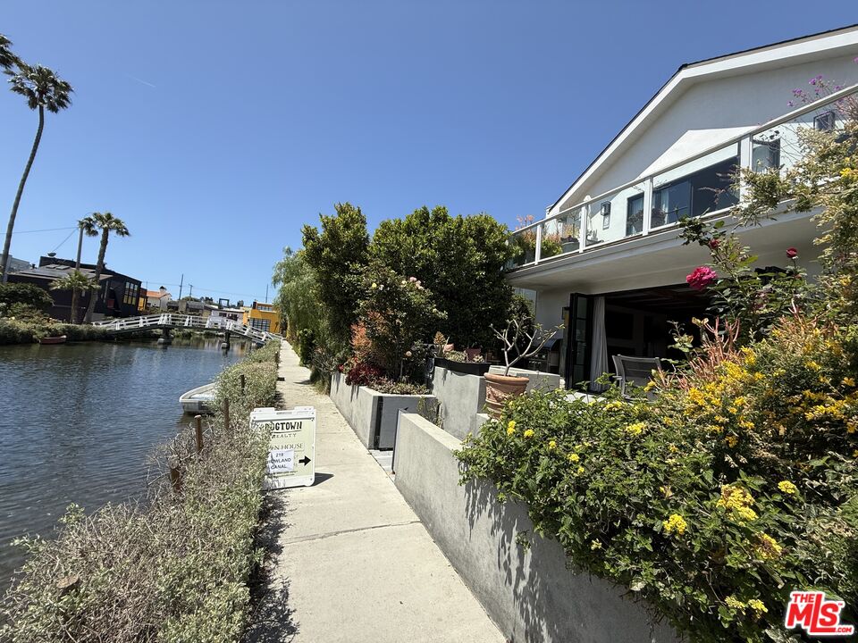 MLS #25535957 image #36