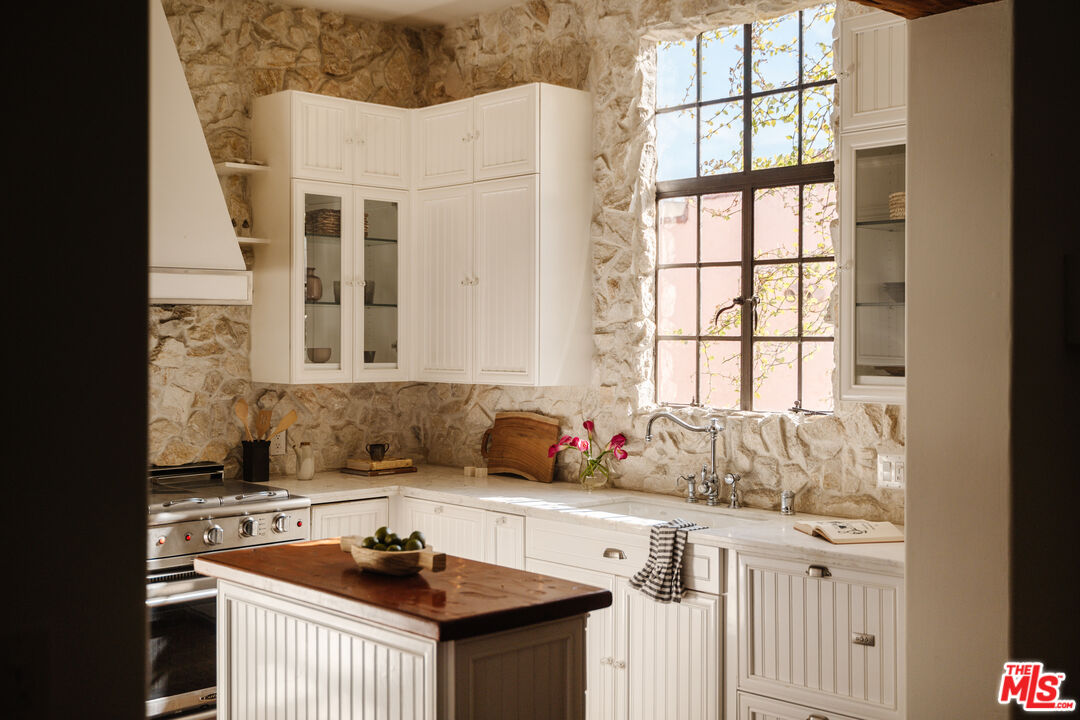 MLS #25535979 image #13