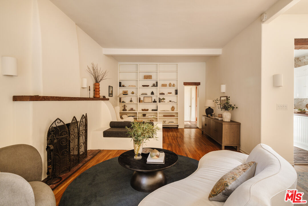 MLS #25535979 image #2