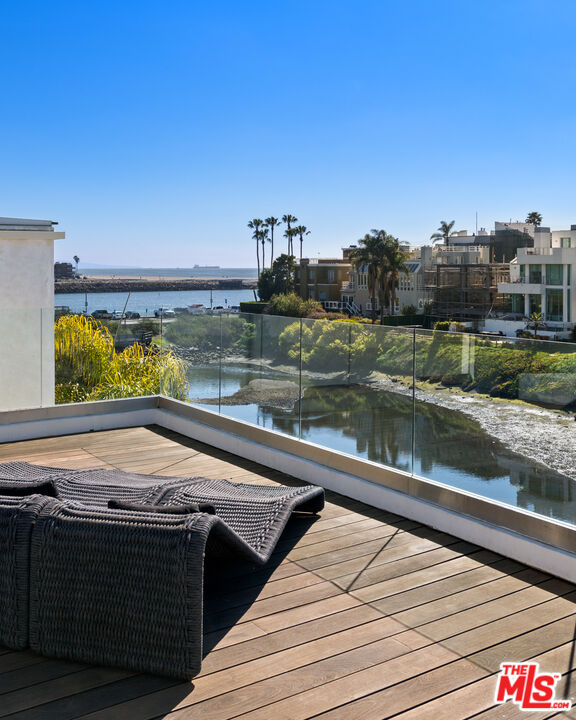 MLS #25536069 image #14