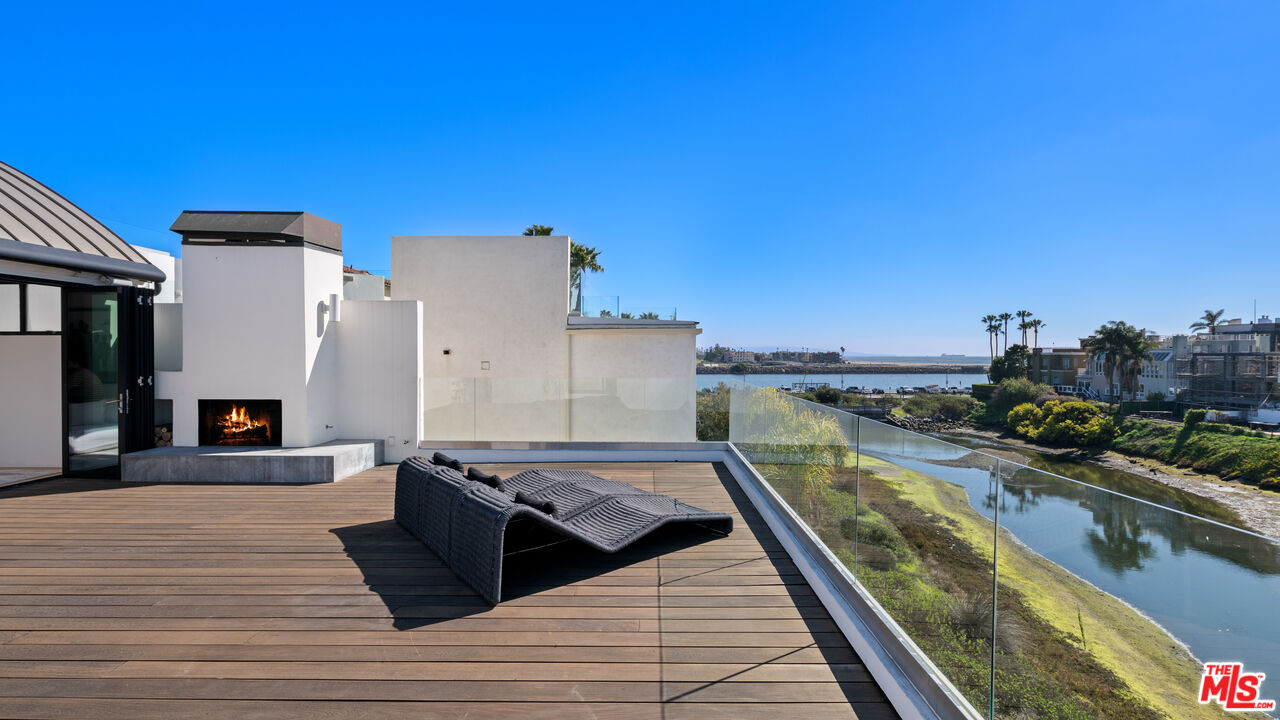 MLS #25536069 image #15