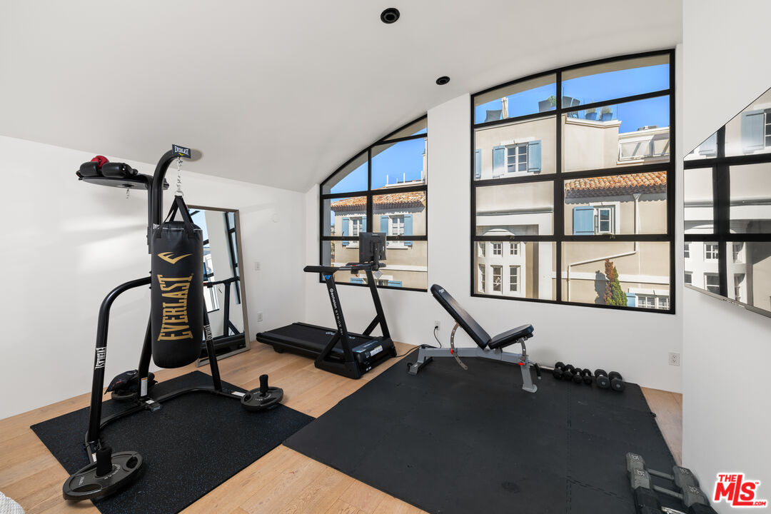 MLS #25536069 image #18