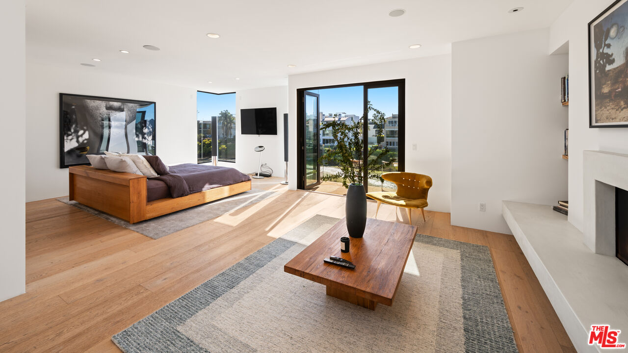 MLS #25536069 image #7