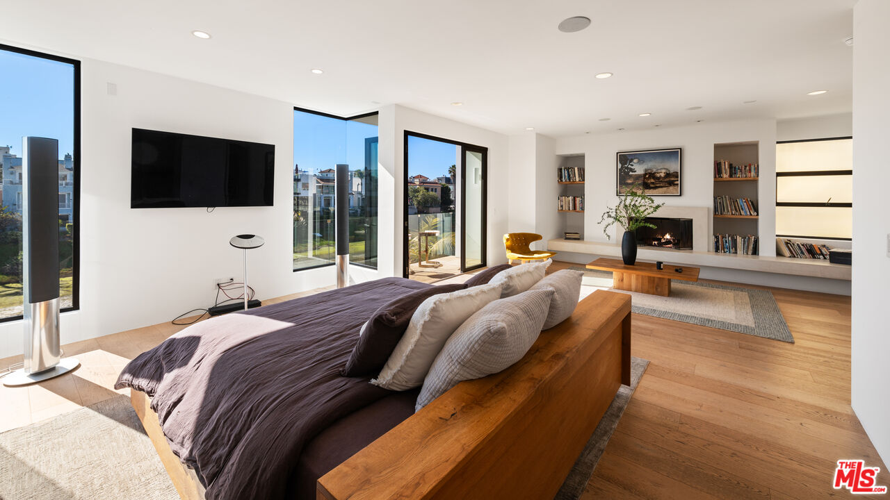 MLS #25536069 image #8