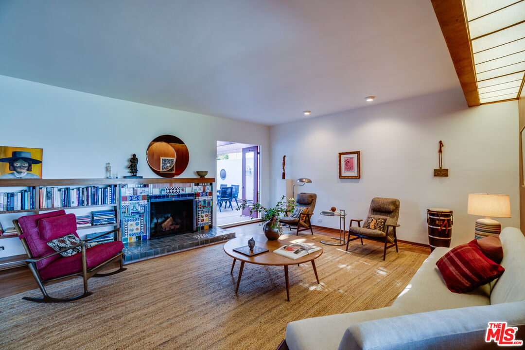 MLS #25536097 image #11