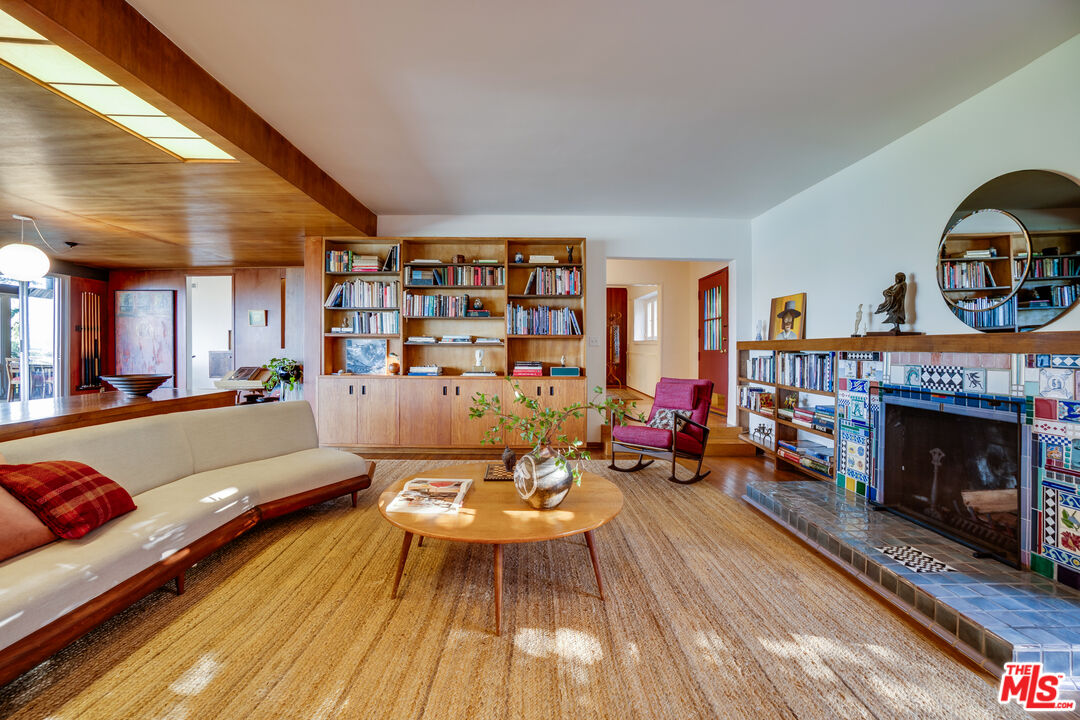 MLS #25536097 image #12