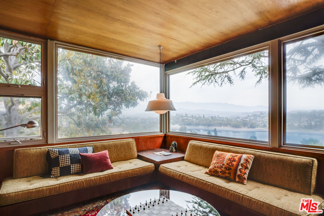 MLS #25536097 image #20