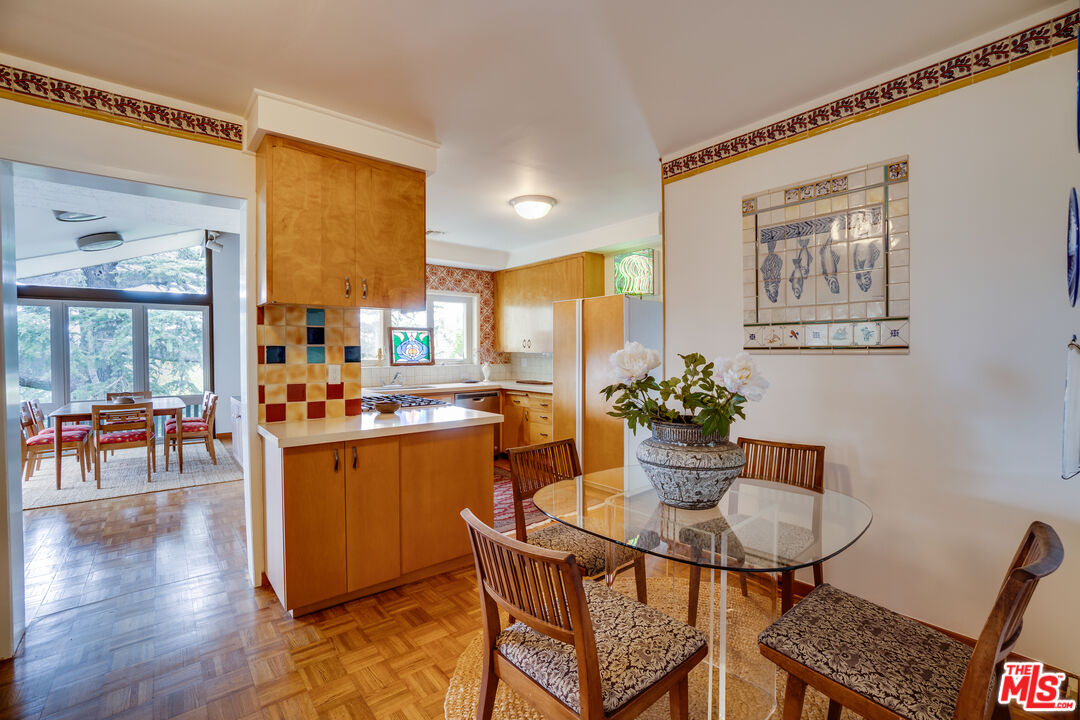 MLS #25536097 image #24