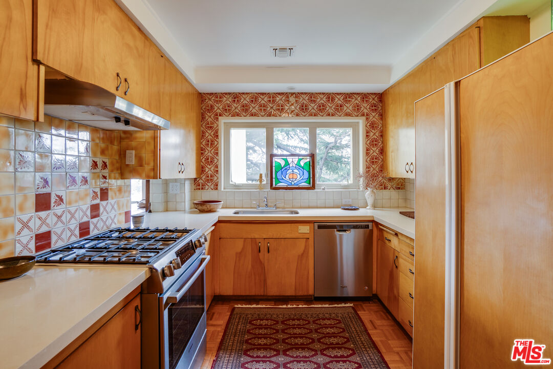 MLS #25536097 image #25