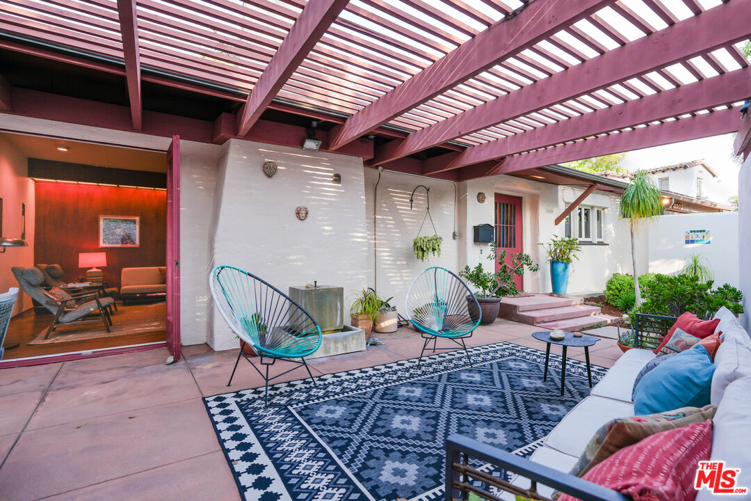 MLS #25536097 image #2