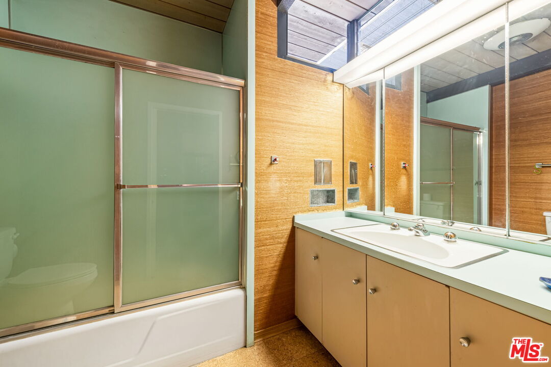 MLS #25536217 image #22