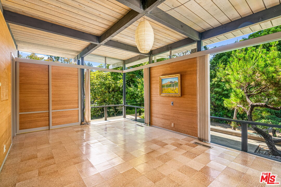 MLS #25536217 image #25