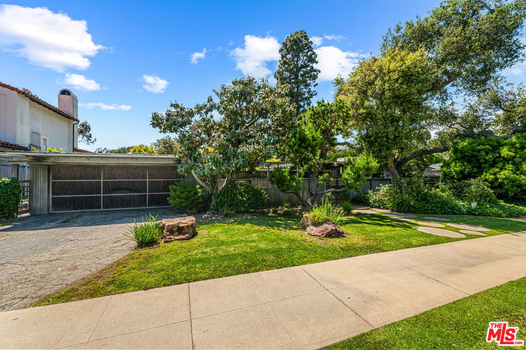 MLS #25536217 image #2