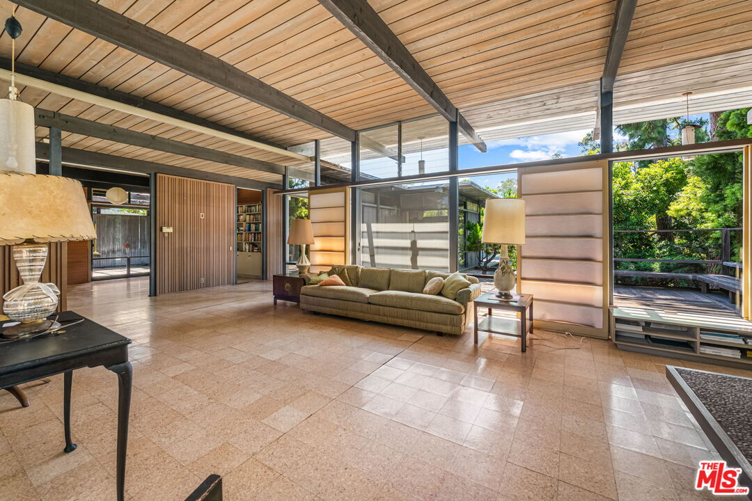 MLS #25536217 image #8