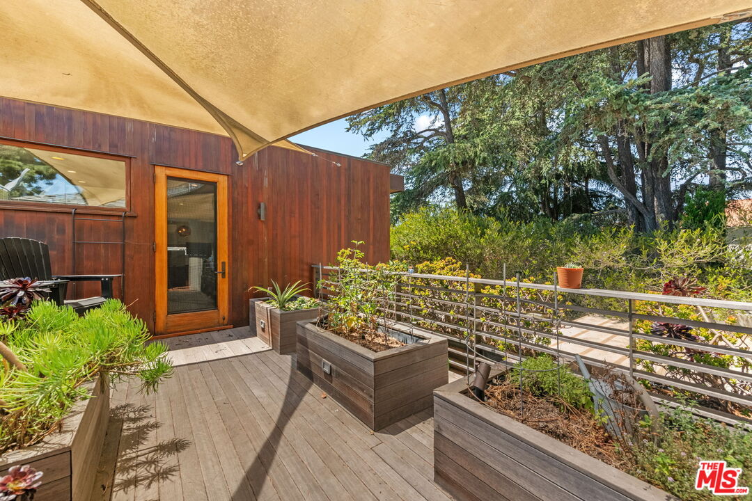 MLS #25536241 image #17