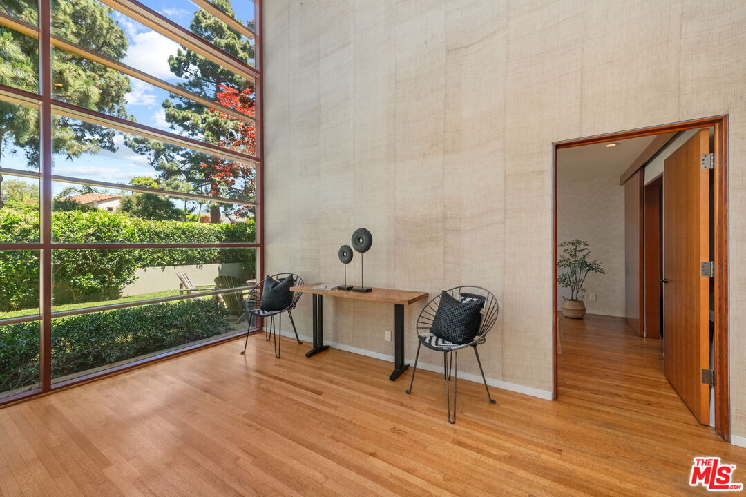 MLS #25536241 image #21