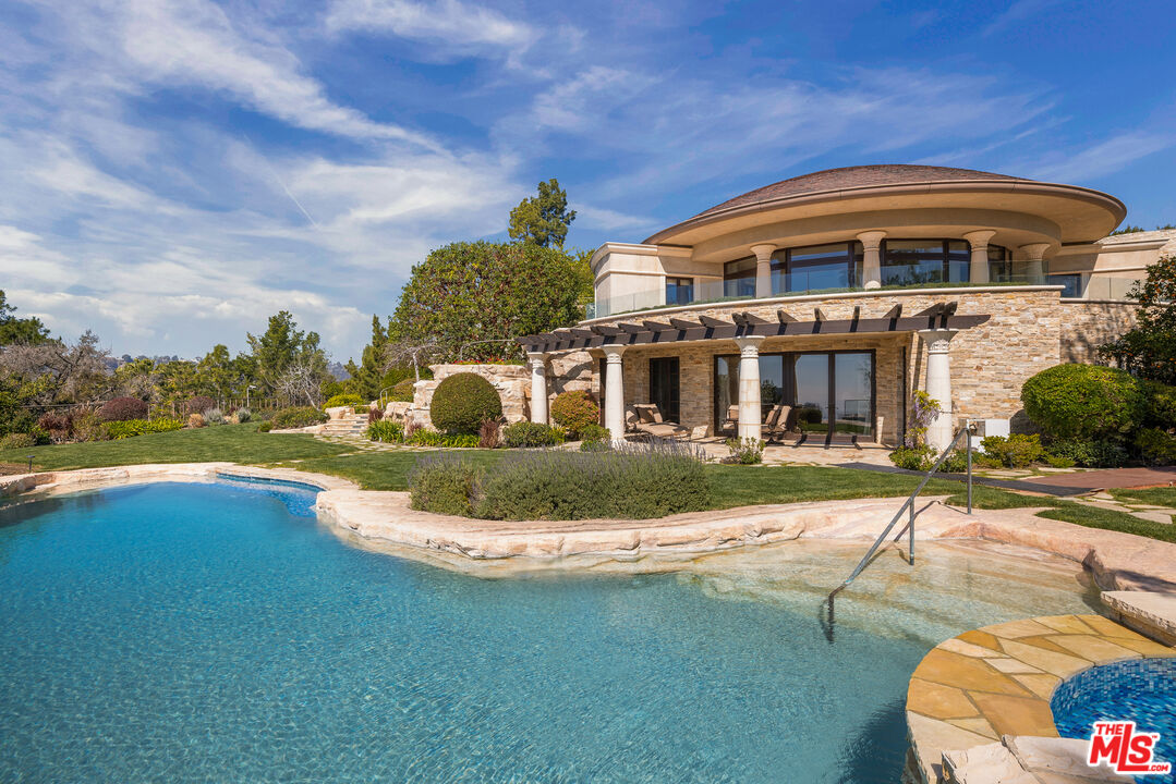 MLS #25536281 image #12