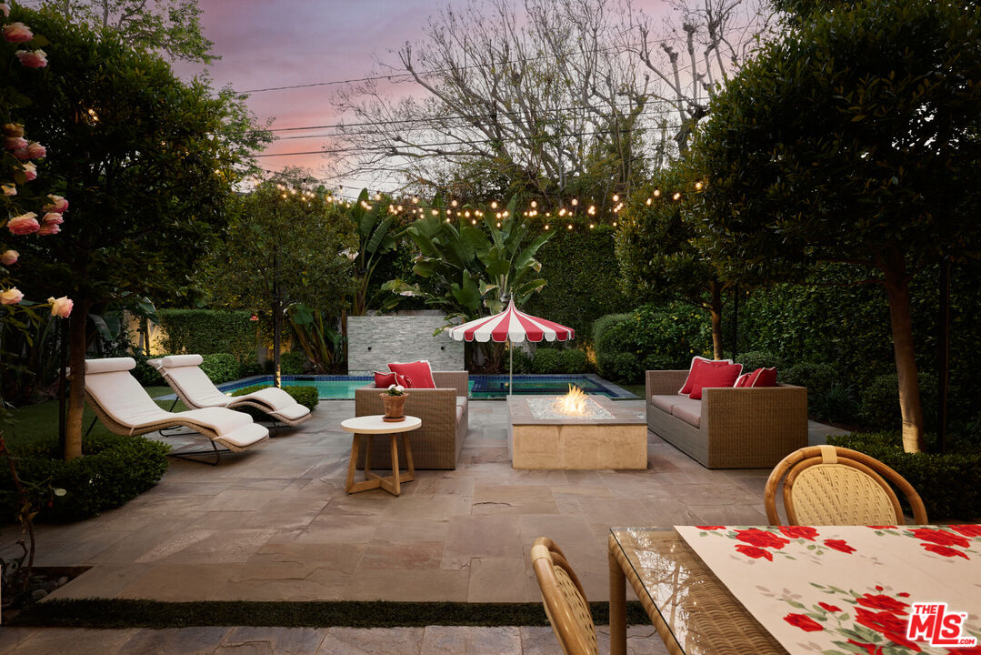 MLS #25536413 image #2