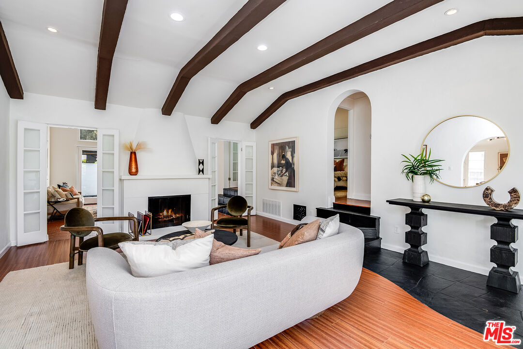 MLS #25536639 image #4