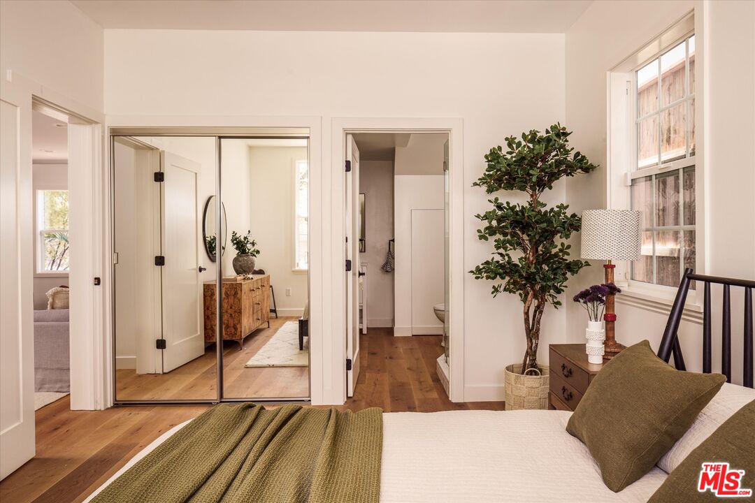 MLS #25536699 image #17