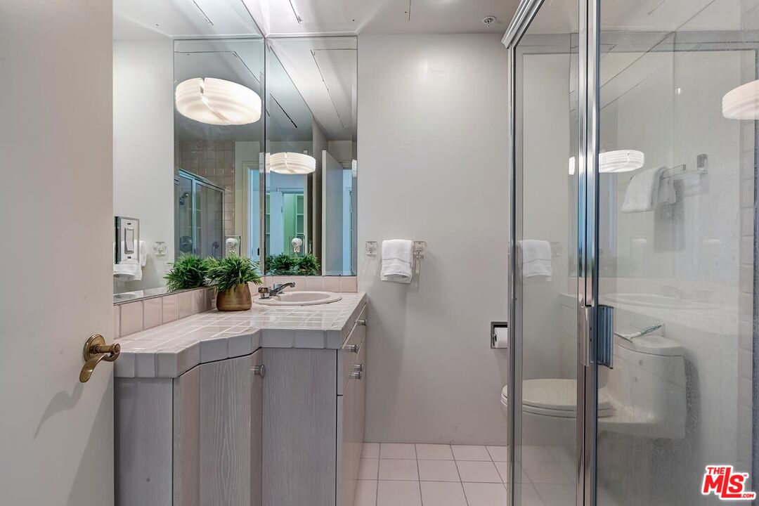 MLS #25536761 image #22