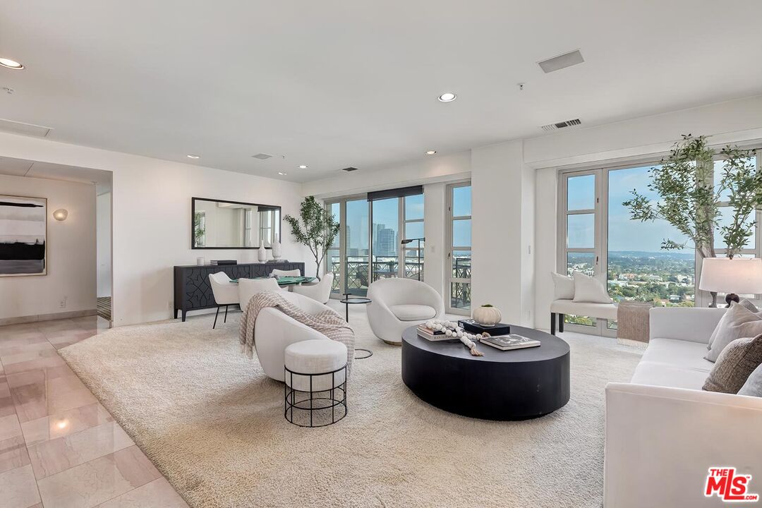 MLS #25536761 image #0