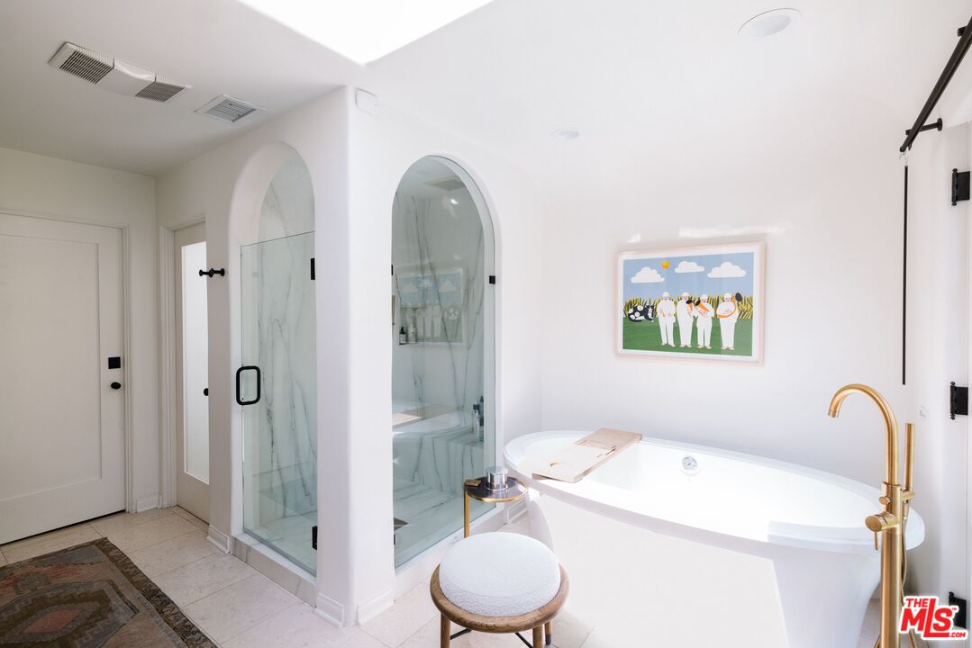 MLS #25536765 image #12