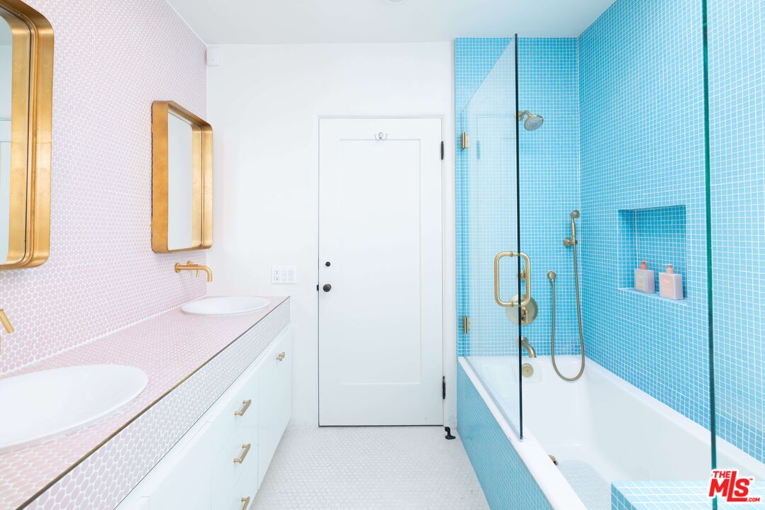 MLS #25536765 image #18