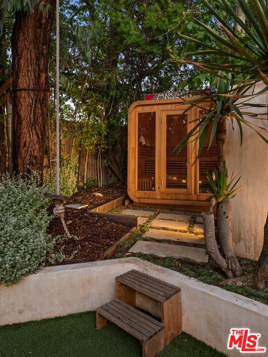 MLS #25536765 image #23