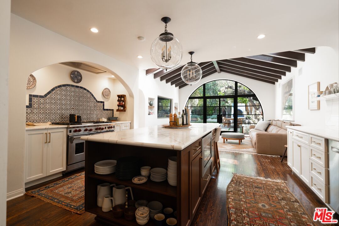 MLS #25536765 image #2