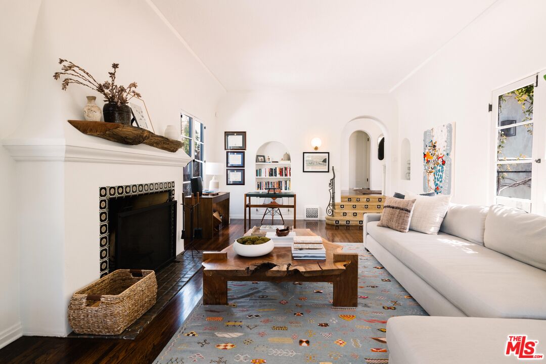 MLS #25536765 image #8