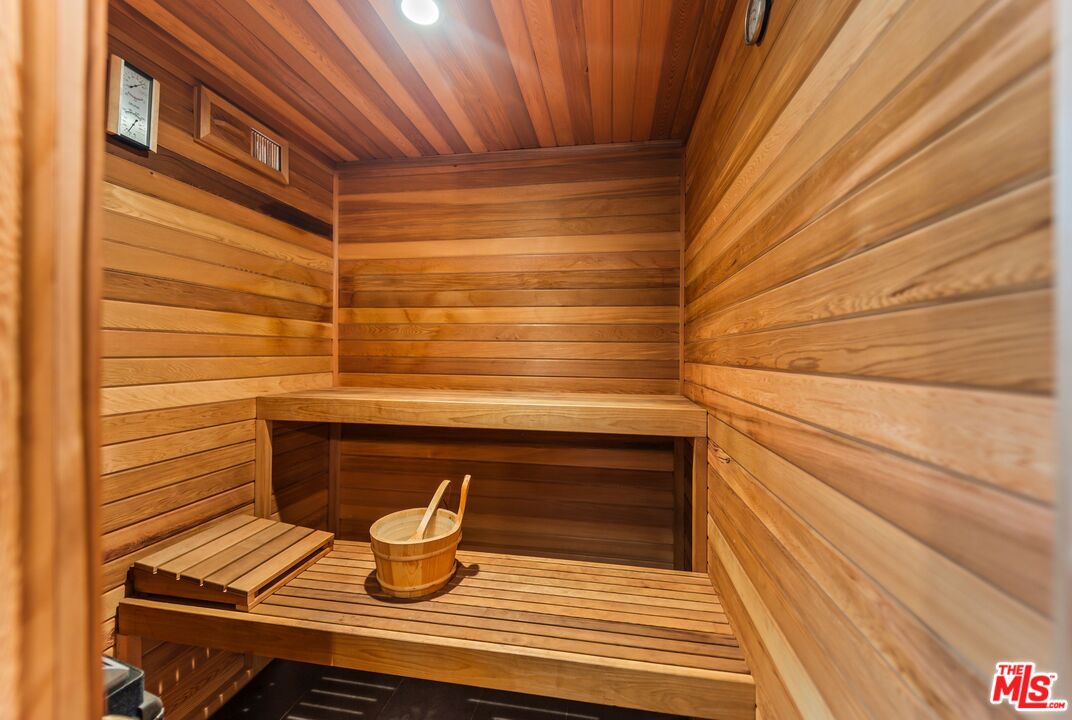 MLS #25536805 image #18