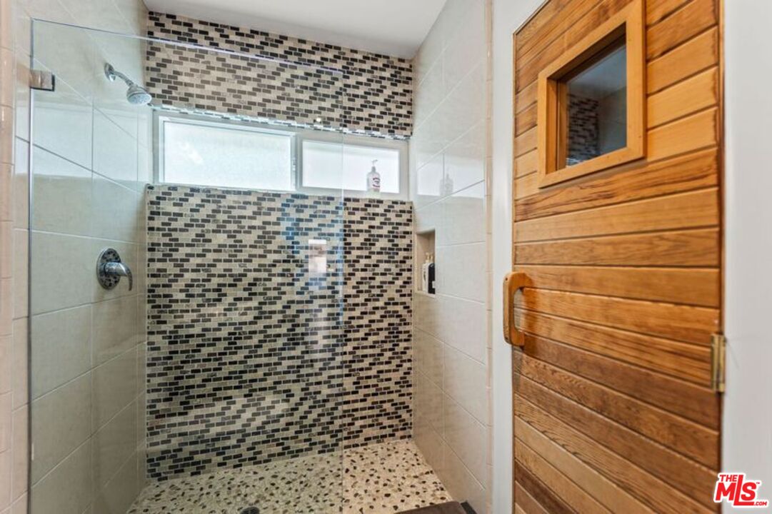 MLS #25536805 image #19