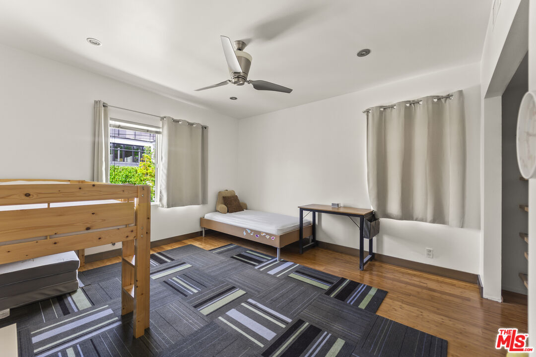 MLS #25536805 image #23