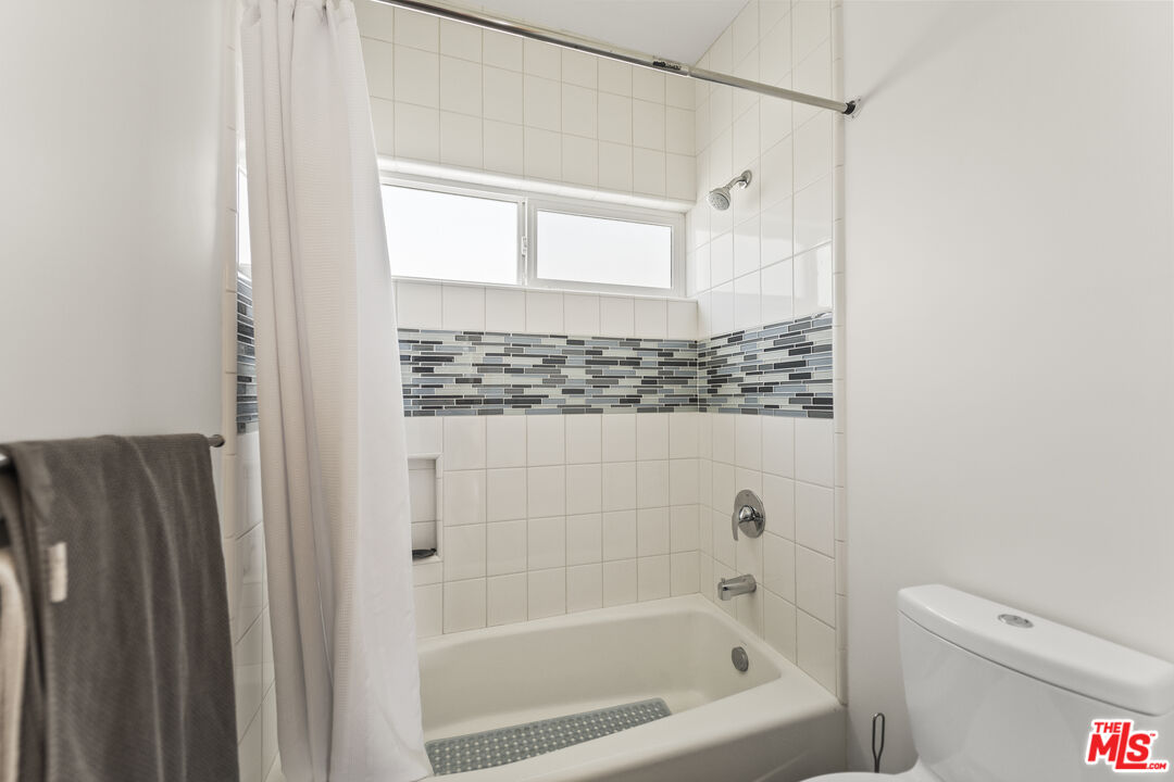 MLS #25536805 image #25