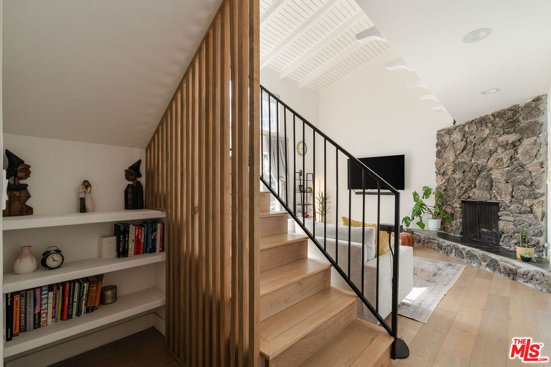 MLS #25537075 image #8