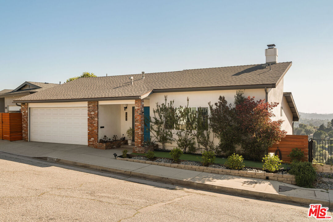 MLS #25537075 image #0