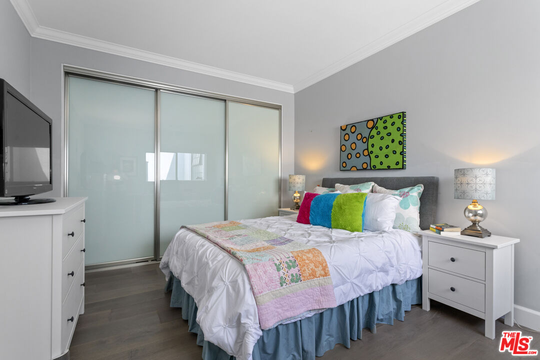 MLS #25537181 image #23