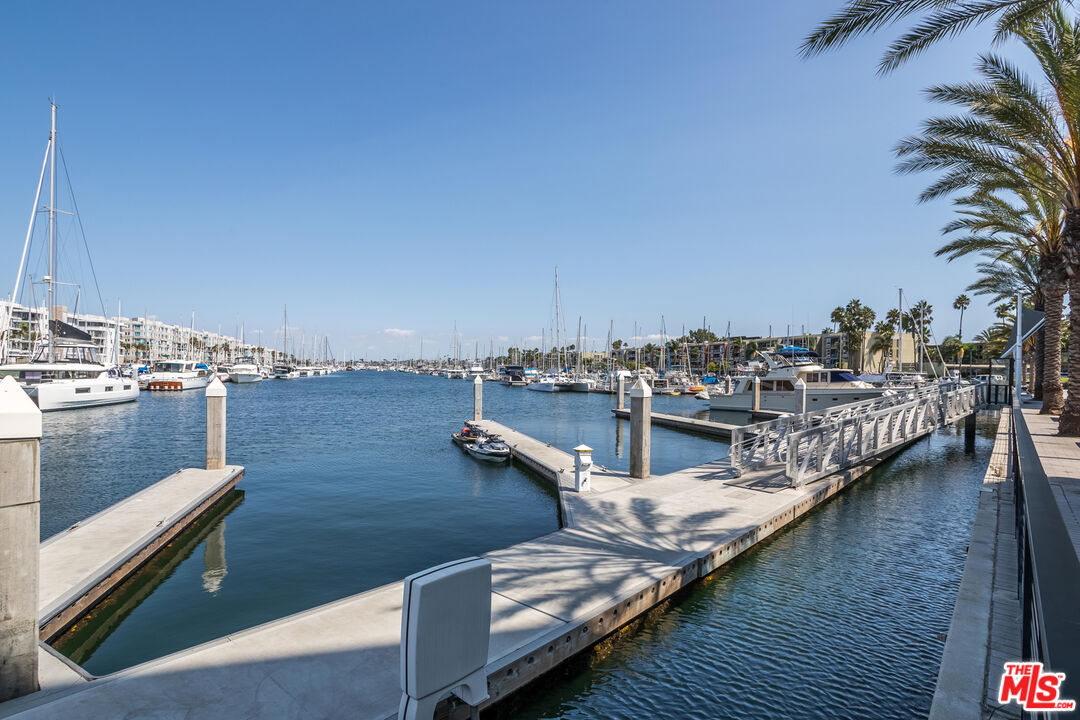 MLS #25537181 image #29