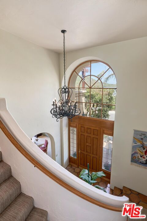 MLS #25537189 image #24