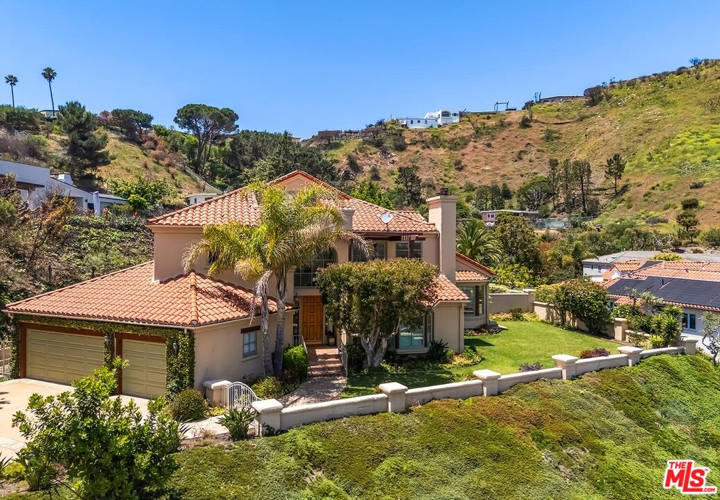 MLS #25537189 image #2