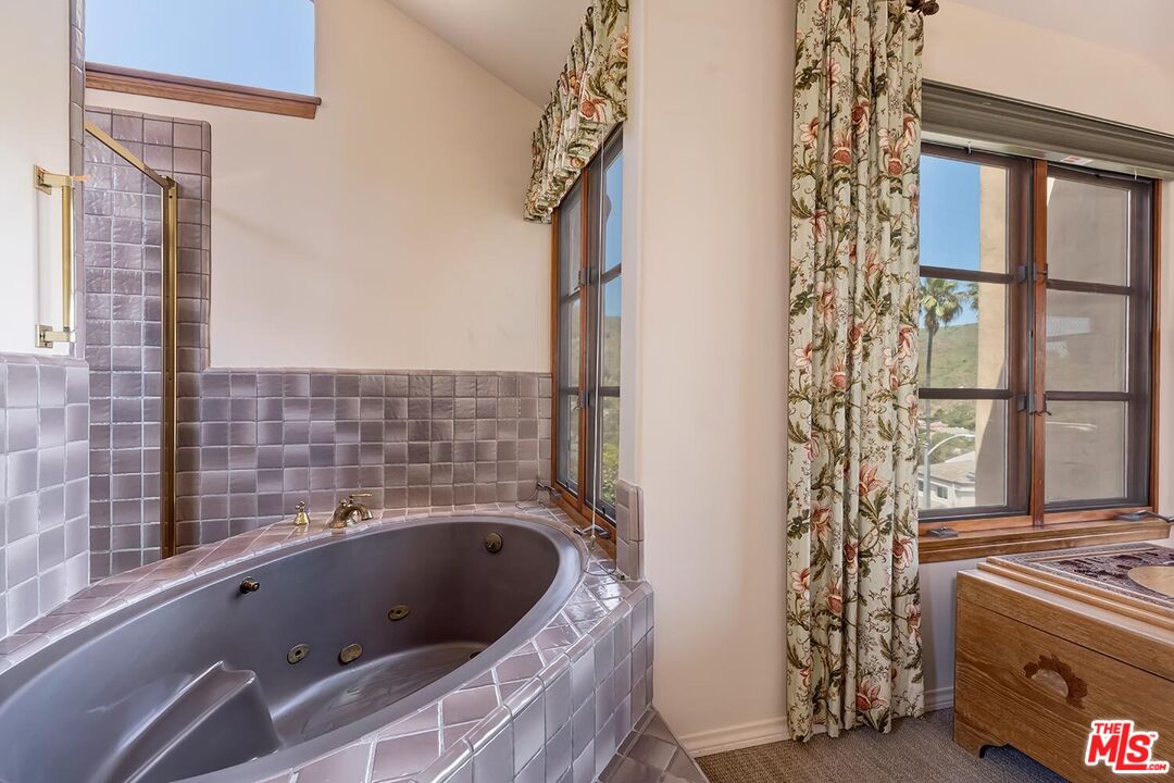 MLS #25537189 image #34