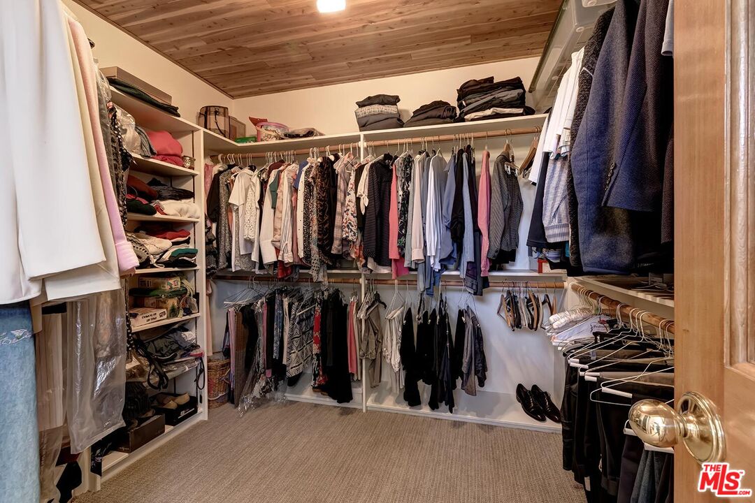 MLS #25537189 image #35