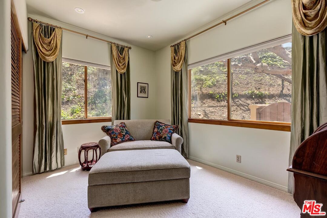 MLS #25537189 image #43