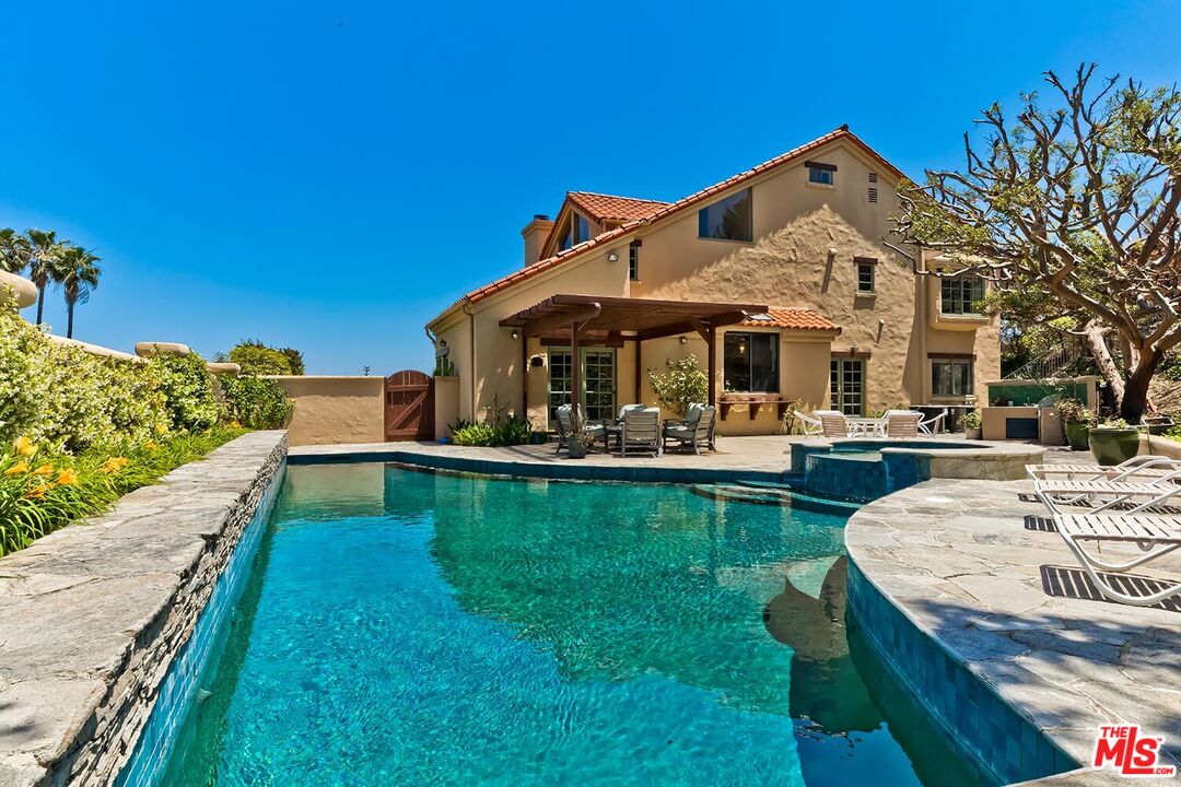 MLS #25537189 image #49