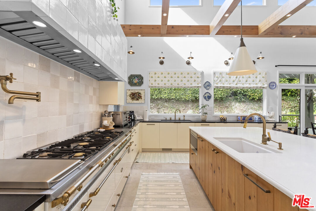 MLS #25537501 image #7